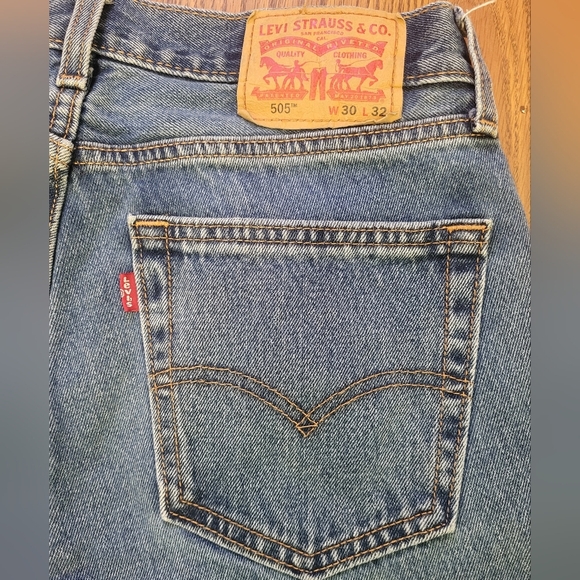 Levi's 505 Men's Straight Jeans Classic Blue Denim W30 L32 Relaxed Fit B48 - Picture 10 of 10